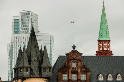 The World’s Oldest Christmas Market - Winter in Frankfurt Photography Tour 1